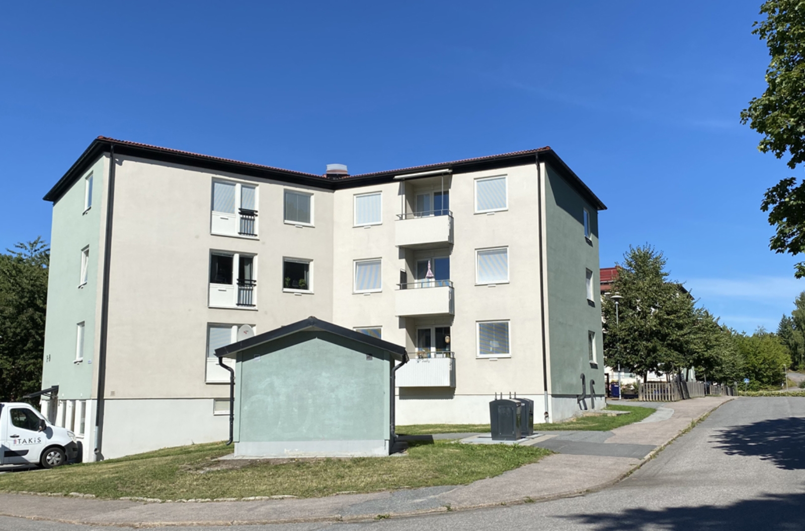 3 rum och kök, Lilla Hagvägen 3, Lilla Hagvägen 3 — bild 1 av 1